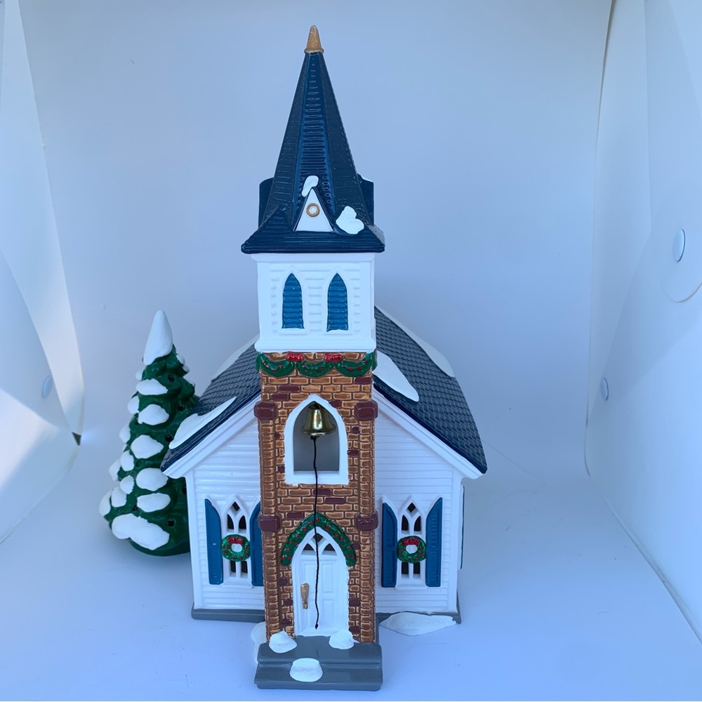 Department 56 The Original Snow Village Wedding Chapel #5464-0 1994 Vintage